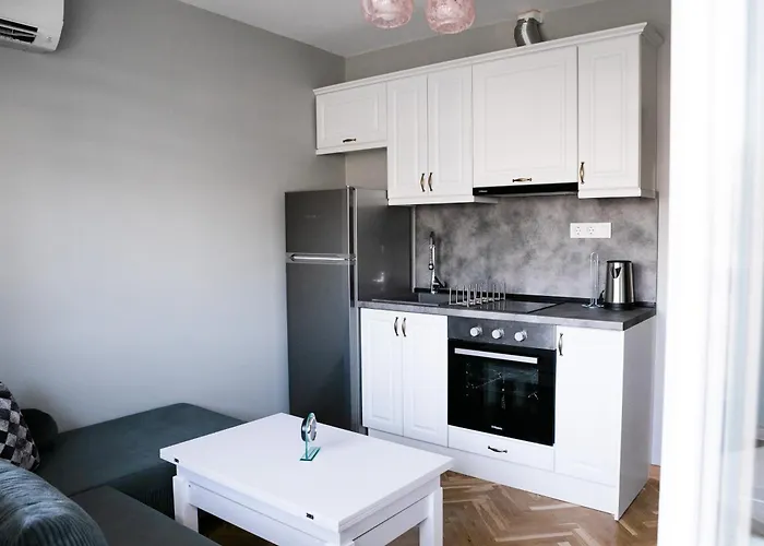 Seaside Garden Διαμέρισμα *