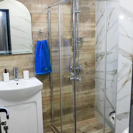 Seaside Garden Apartment