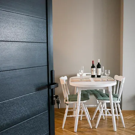 Apartment Seaside Garden *