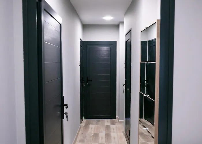 Seaside Garden Apartment