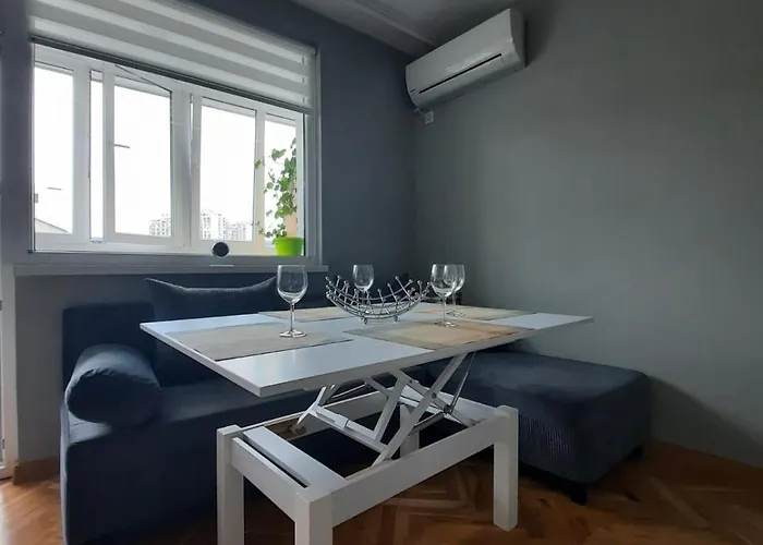 Apartment Seaside Garden